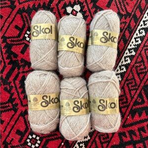 skol lot of 100% wool yarn - 6 skeins - tan - unger Norwegian NWT